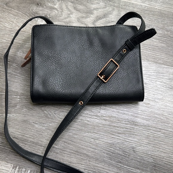 Matt & Nat Crossbody Handbag - Picture 5 of 7